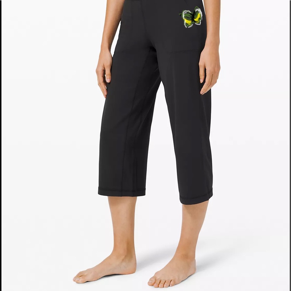 ROOTS~Wide Leg Medium Rise Crop Clam Digger Pants